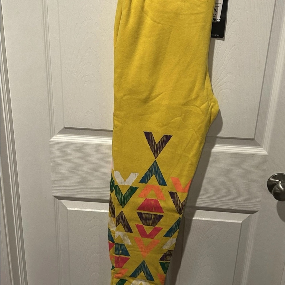 CREATE 2MRW Yellow Sweatpants W/Tribal Design Size Medium MSRP $60